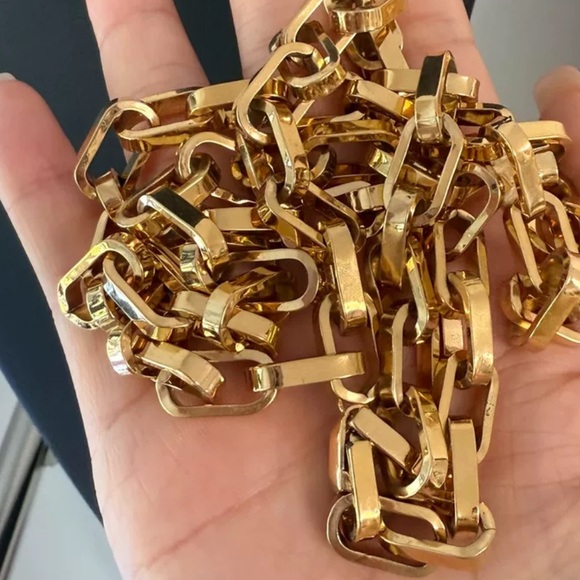 Nina Ricci Chain Necklace - Picture 6 of 7